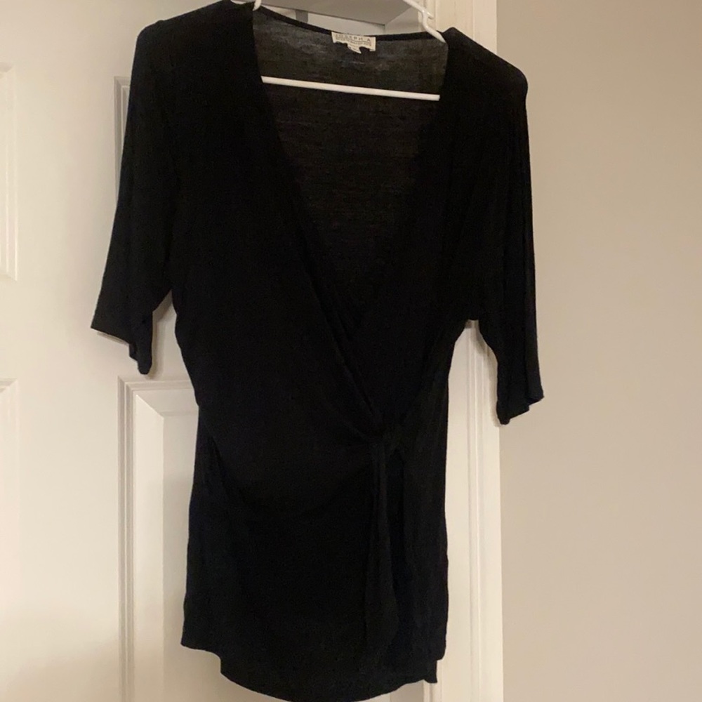Women’s Black Casual Tie Top (sm)